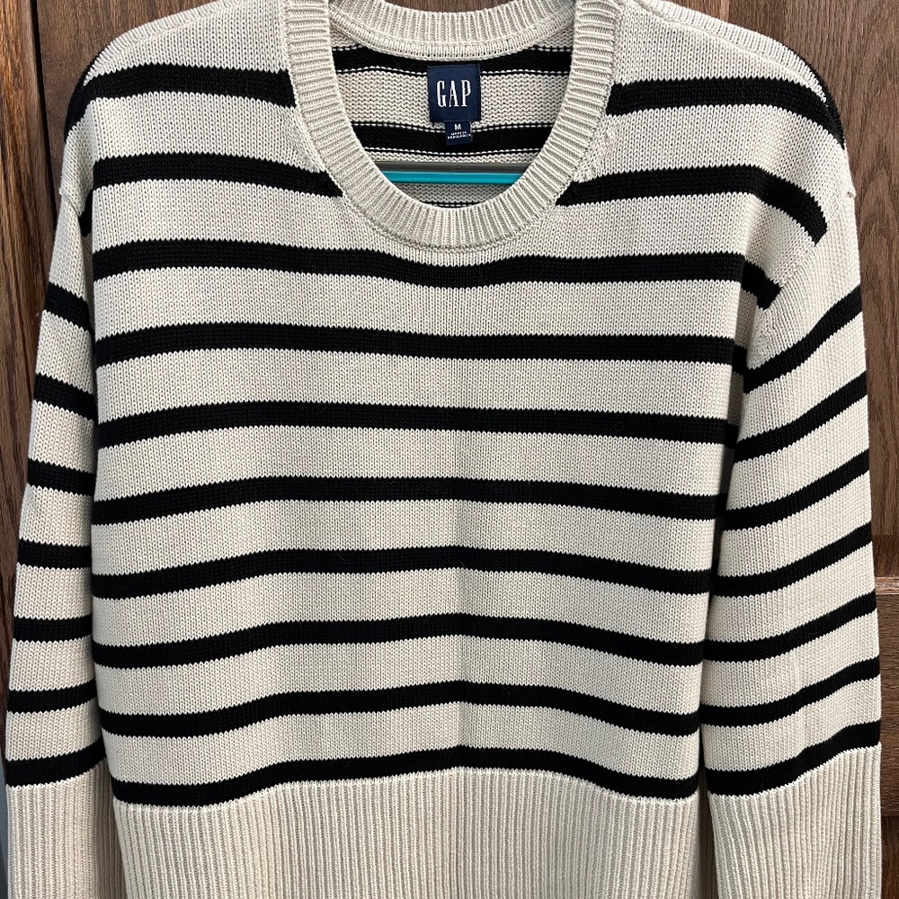 Gap women’s sweater, light tan and black stripe, size M